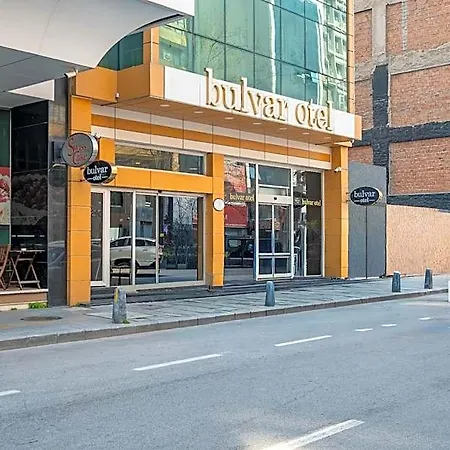 Bulvar Hotel
