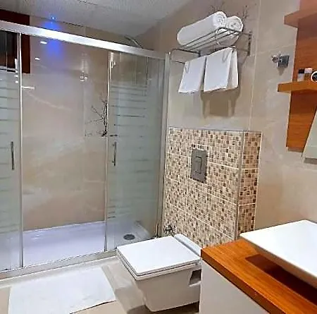 Bulvar Hotel